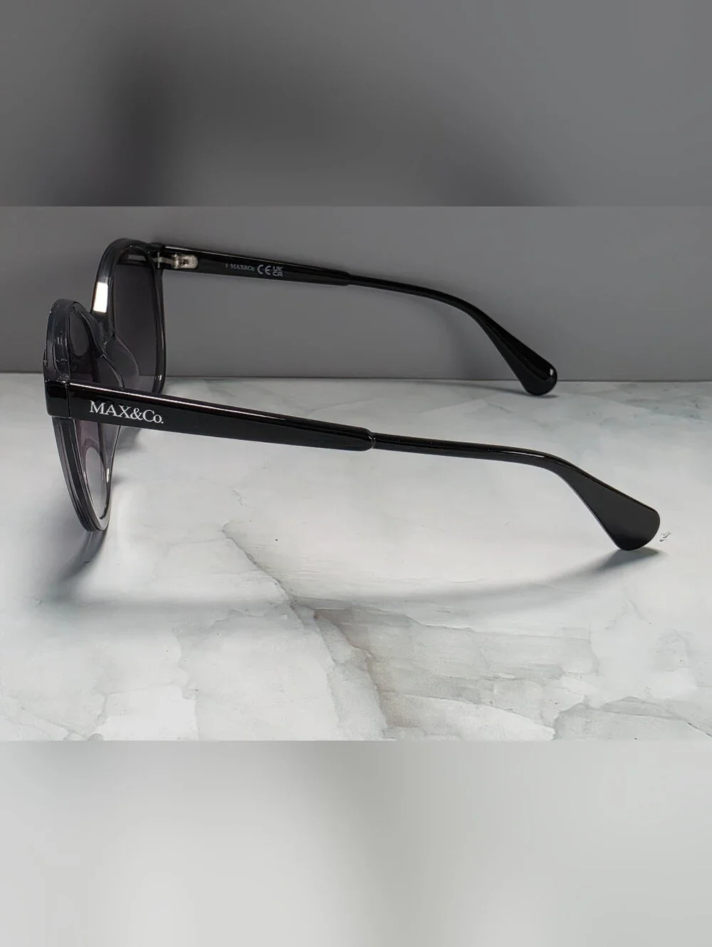 MAX&Co. Round Gray Gradient Sunglasses MO0084 20B
